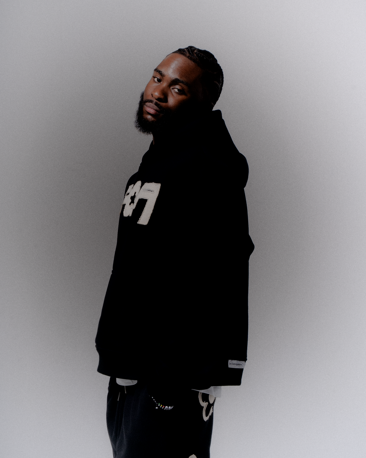 CLASSIC HOODIE