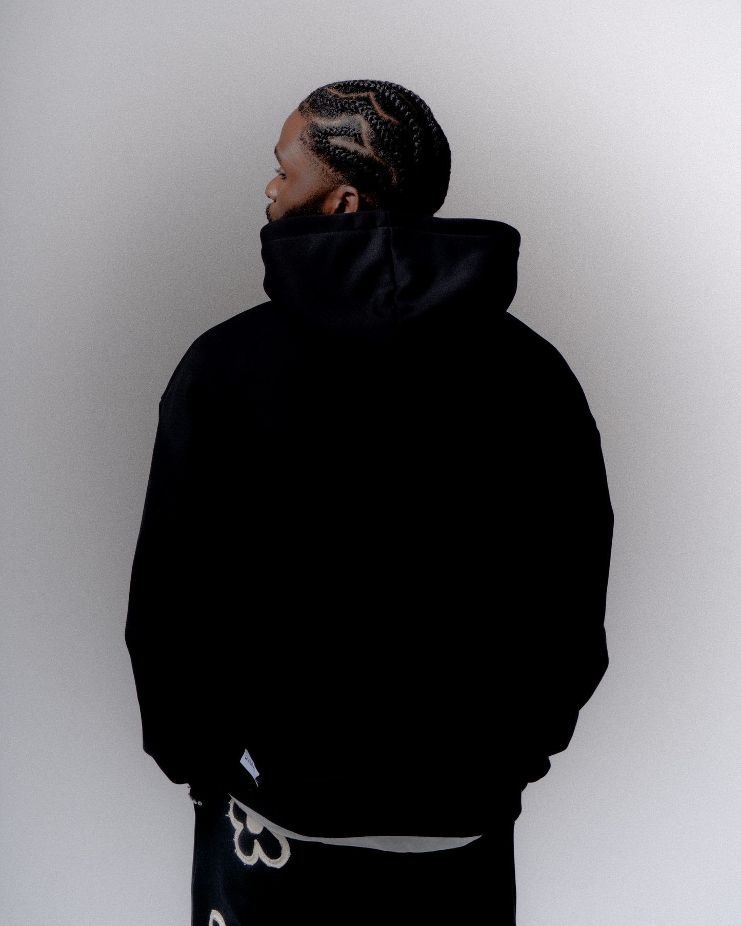 CLASSIC HOODIE